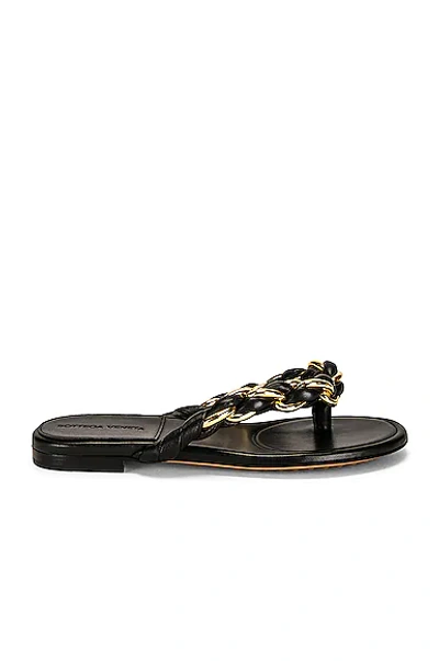 Bottega Veneta Dot Leather Thong Sandals In Black