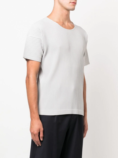 Issey Miyake Ribbed Texture Round Neck Short Sleeves In Grau