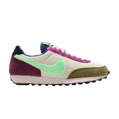 Pre-owned Nike Wmns Daybreak 'fur Pack - Fossil Cactus Flower' In Cream