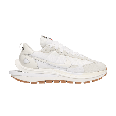 Pre-owned Nike Sacai X Vaporwaffle 'sail Gum' In White