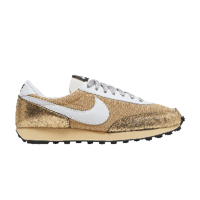 Pre-owned Nike Wmns Daybreak 'golden Gals'