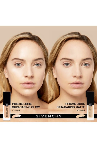 Shop Givenchy Prisme Libre Skin-caring Glow Foundation In 1-w100 Fair/warm Undertones