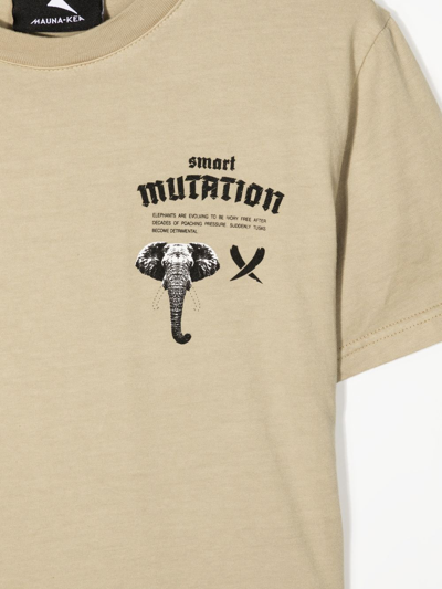 Shop Mauna Kea Graphic Print Cotton T-shirt In Braun