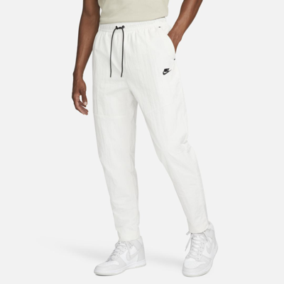 Shop Nike Men's  Sportswear Tech Essentials Lined Commuter Pants In Grey