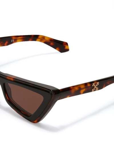 Shop Off-white Artemisia Cat-eye Sunglasses In Braun