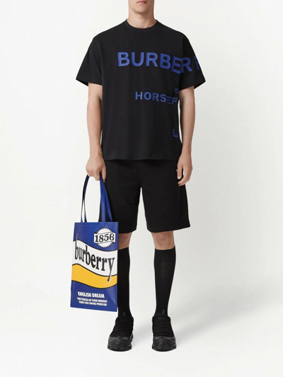 Shop Burberry Horseferry-print Oversized T-shirt In Schwarz