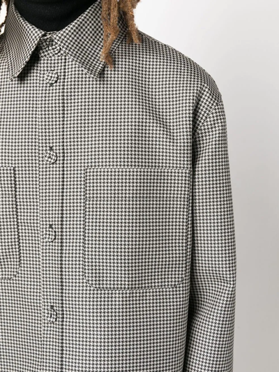 Shop Fendi Reversible Houndstooth-check Jacket In Schwarz