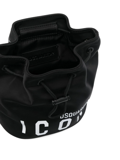 Dsquared2 Icon-print Bucket Bag In Schwarz