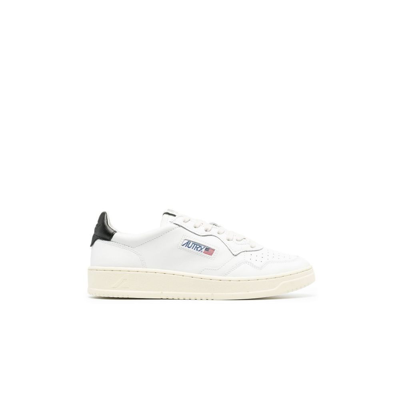 Shop Autry Medalist Low-top Sneakers - Men's - Leather/rubber/cotton In White