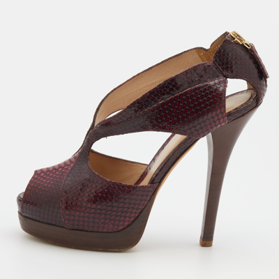 Pre-owned Fendi Burgundy Python Embossed Leather Strappy Peep Toe Platform Sandals Size 40