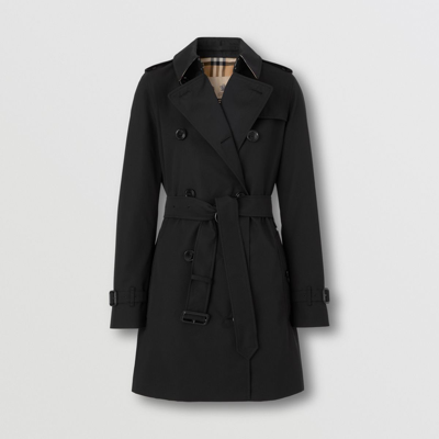 Shop Burberry Short Kensington Heritage Trench Coat In Black