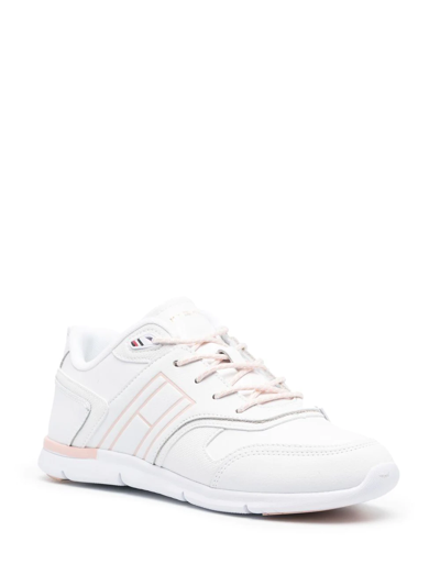 Shop Tommy Hilfiger Logo-print Calf-leather Sneakers In Weiss