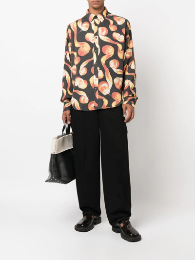 图案印花排扣衬衫