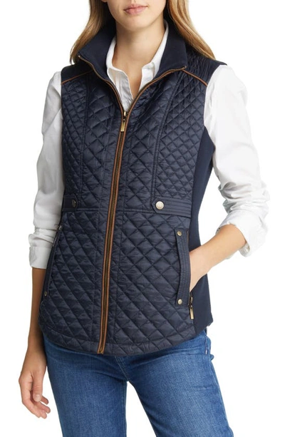 Gallery Quilted Vest In Navy