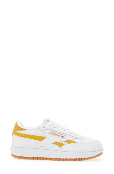 Haiku Onleesbaar domesticeren Reebok White Club C Double Revenge Sneakers In White/yellow | ModeSens
