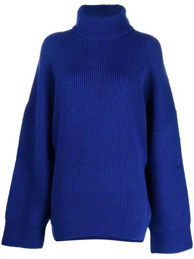 Attico Grace Ribbed-knit Turtleneck Sweater In Blau