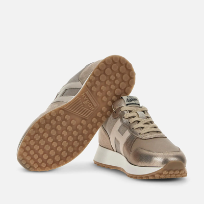 Shop Hogan Sneakers H383 Oro Hxw4290cr00bht0ybs In Gold