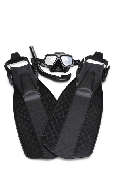 Pre-owned Gucci Black Original Gg Rubber Snorkel Set | ModeSens