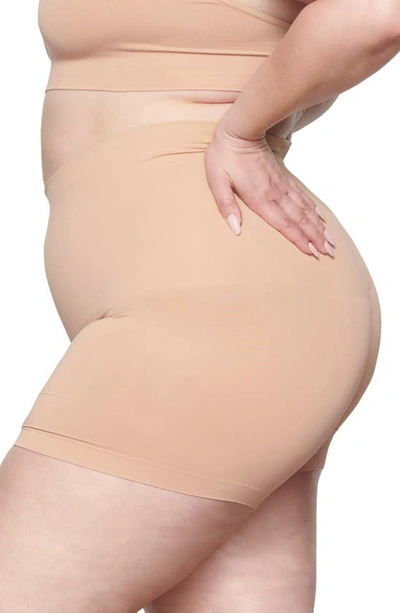 Skims Soft Smoothing Shorts In Clay