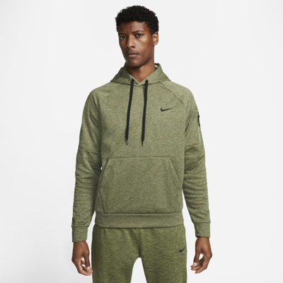 Shop Nike Men's Therma-fit Pullover Fitness Hoodie In Green