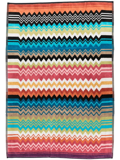 Shop Missoni Zigzag-pattern Cotton Bath Mat In Rosa