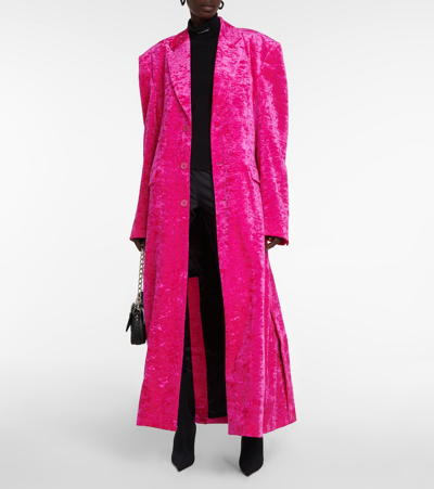 Shop Vetements Velvet Coat In Pink