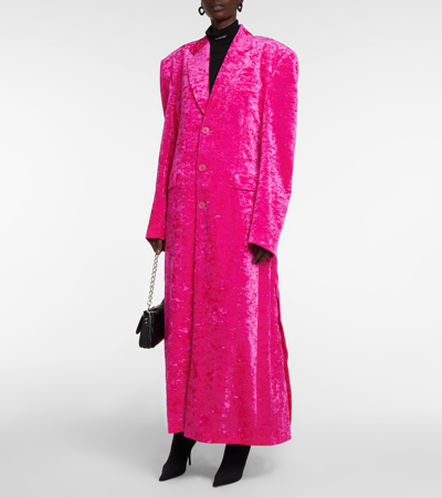 Shop Vetements Velvet Coat In Pink