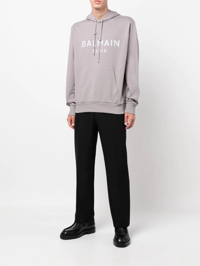 Shop Balmain Logo-print Pullover Hoodie In Grau