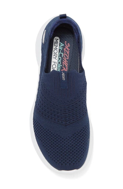 Skechers Ultra Flex 3.0 Classy Charm Sneaker In Navy