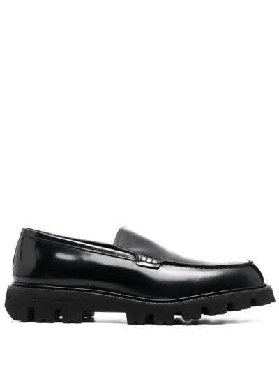 Shop Fratelli Rossetti Ridged-sole Patent-leather Loafers In Schwarz