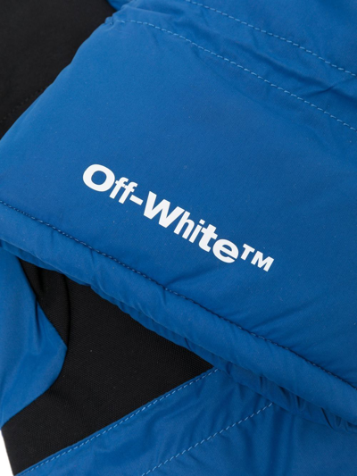 Shop Off-white Logo Print Padded Mittens In Blau