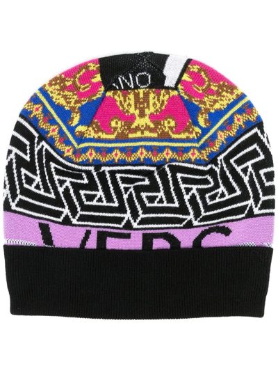 Shop Versace Medusa Renaissance Beanie In Schwarz