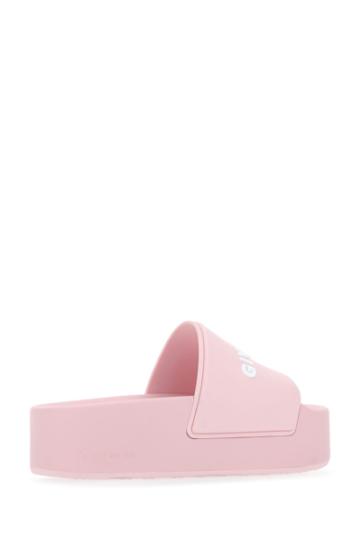 Shop Givenchy Pastel Pink Rubber Slide Slippers Nd  Donna 40