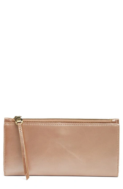 Shop Hobo Donner Leather Zip Wallet In Cameo