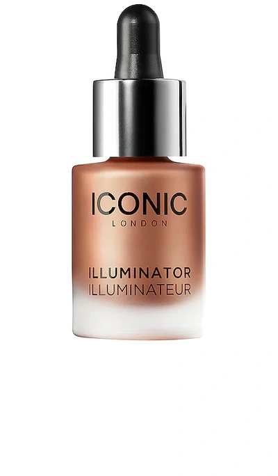 Iconic London Illuminator In Glow