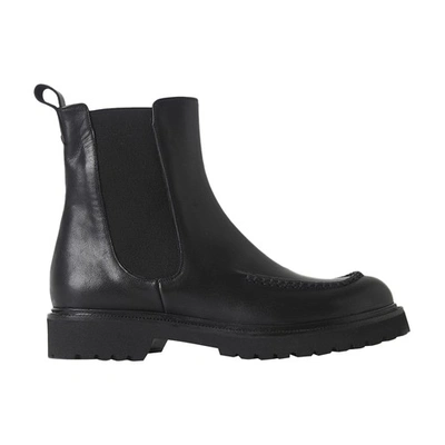 Shop Momoní Stambecco Leather Boots In Black
