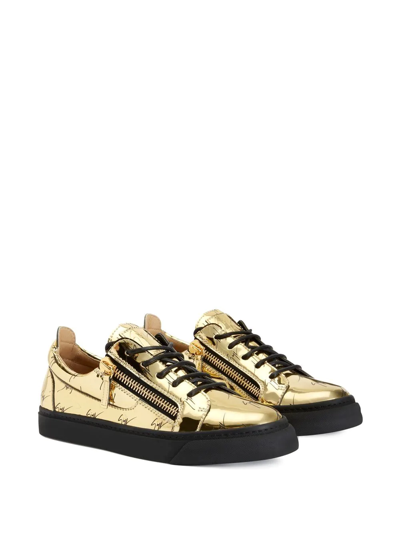 Shop Giuseppe Zanotti Nicki Low-top Sneakers In Gold