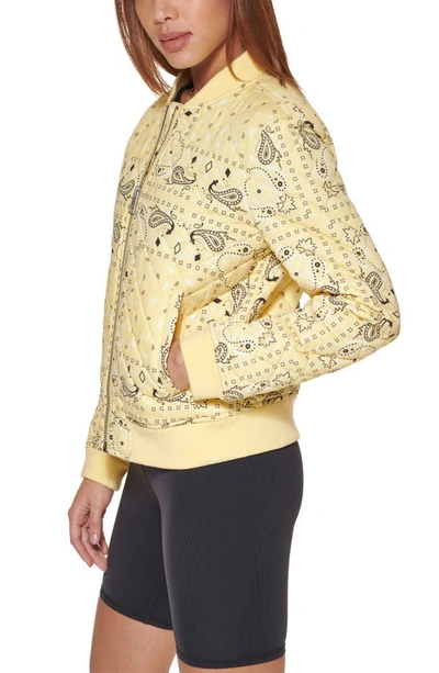 Levi's Men's Printed Quilted Bomber Jacket In Yellow Bandana