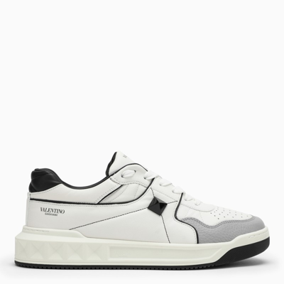 Shop Valentino White/black/grey One Stud Low-top Sneaker