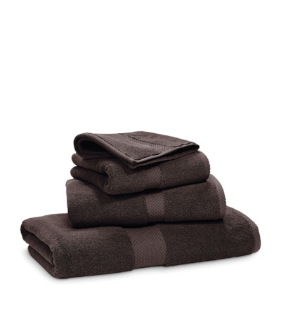 Shop Ralph Lauren Avenue Hand Towel (50cm X 100cm) In Brown