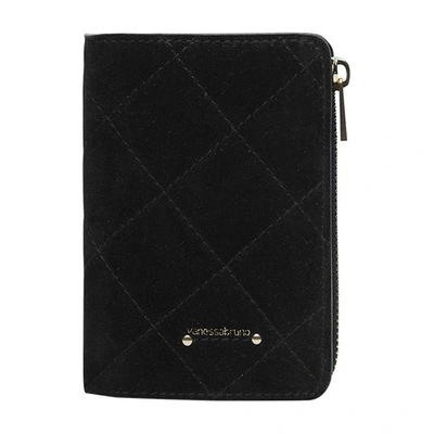 Shop Vanessa Bruno Zipped Wallet In Noir