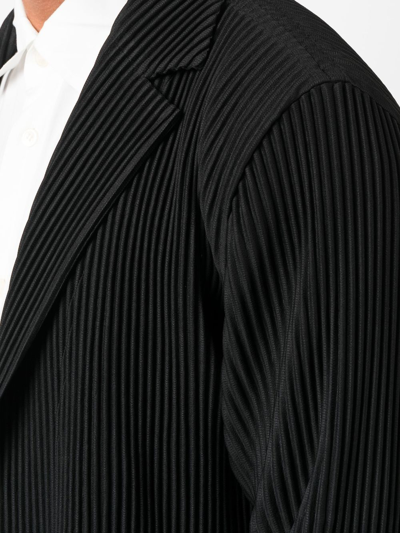 Shop Issey Miyake Pleated Single-breasted Blazer In Black