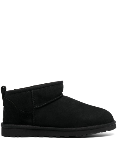 Ugg Mens Classic Ultra Mini Shearling-lined Suede Ankle Boots Black Eur 41 / 7 Uk In Black