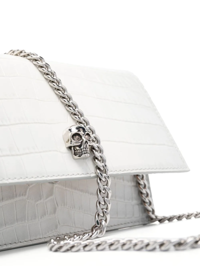 Alexander Mcqueen Small Skull Shoulder Bag In White
