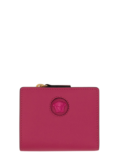 Shop Versace Jellyfish Wallet In Rosa