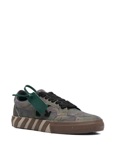 Off-white Low Vulcanized Camouflage-print Sneakers In Grün | ModeSens