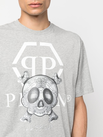 Shop Philipp Plein Graphic-print Cotton T-shirt In Grey