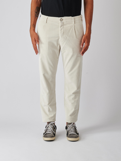 Shop Jacob Cohen Pant Crop/slim Single Pince Henry Trousers In Bianco