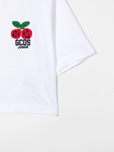 Shop Gcds Logo-embroidered Cropped T-shirt In White