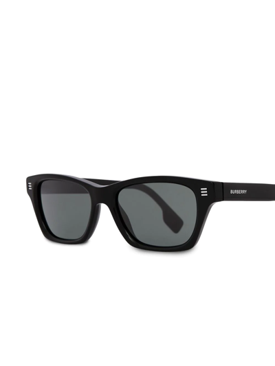 Shop Boucheron Tinted Rectangle-frame Sunglasses In Grau